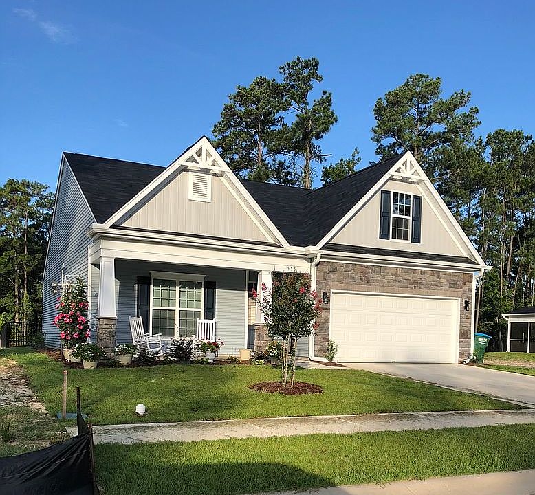 1st image of 555 Wynfield Forest Dr