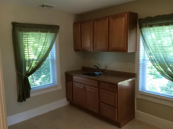 23 Norwood Ave #A2, Northport, NY 11768