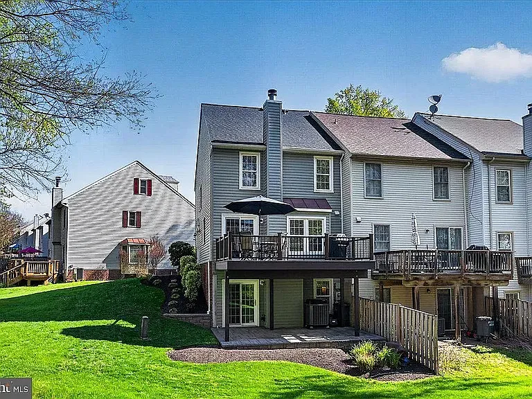 14083 Betsy Ross Ln — Photo 17