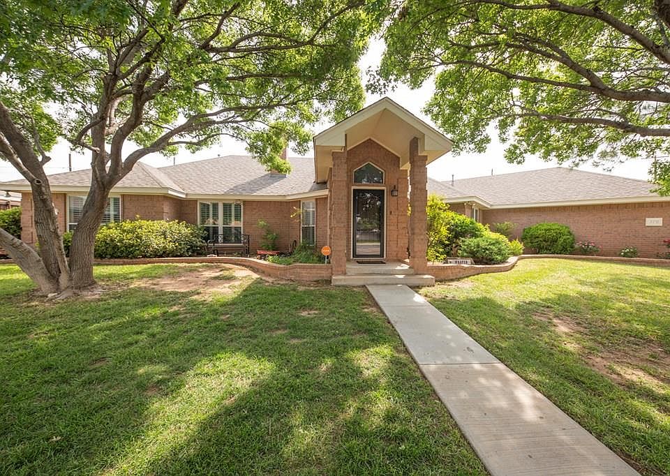 1st image of 3711 Oakmont Dr