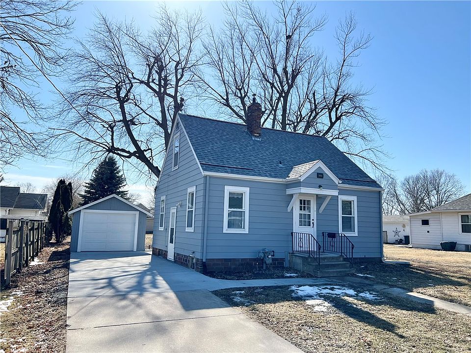 1st image of 1009 S 5th Ave E