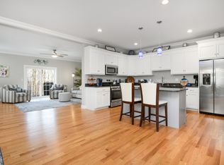 48 Brookview Cir UNIT 48, Bristol, CT 06010