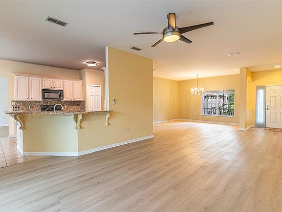 3rd image of 157 SAND PIPER DRIVE