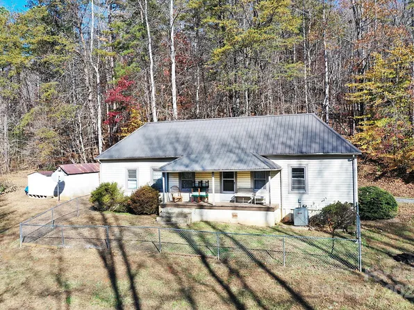 478 Foxwood Dr, Marion, NC 28752