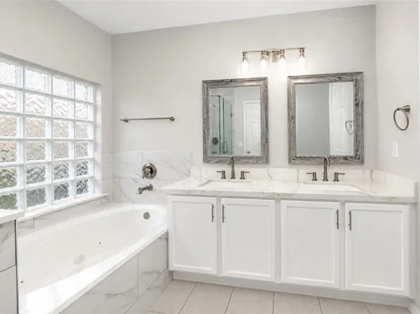 4815 Cliffpoint Ct, Katy, TX 77449
