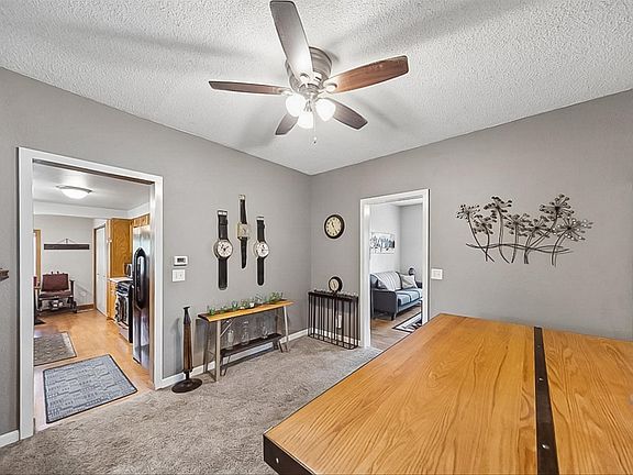 4th image of 602 4th St