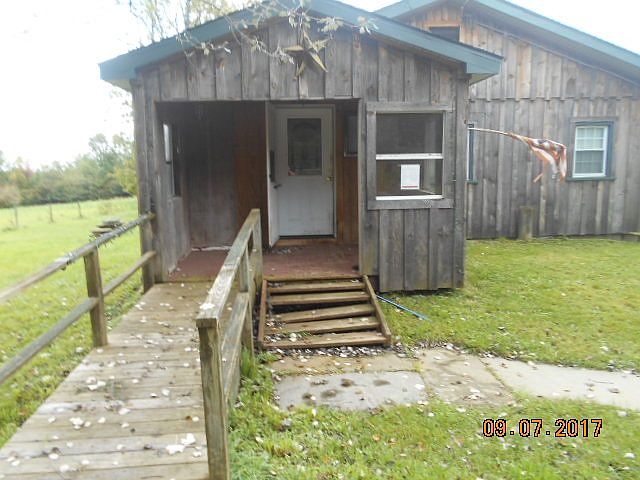 1st image of 345 Hessinger Lare Rd