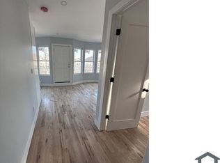 327 Beach 68th St FLOOR 2, Arverne, NY 11692