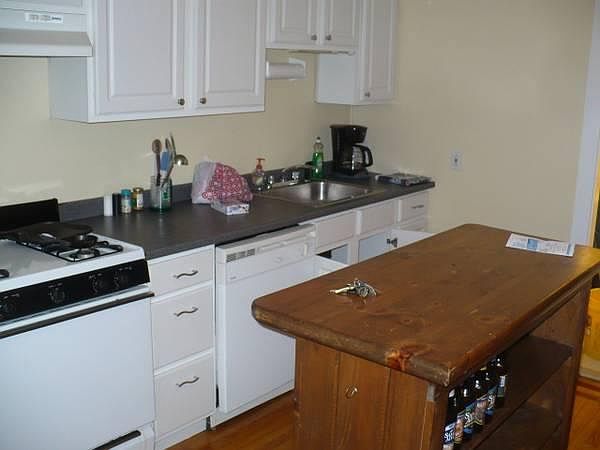 2nd image of 25-27 Dorchester St Unit 3