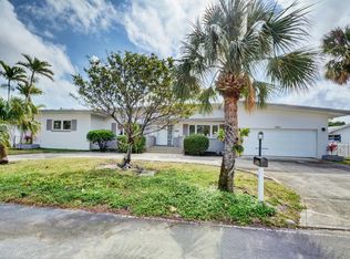 1051 Bimini Ln, Riviera Beach, FL 33404