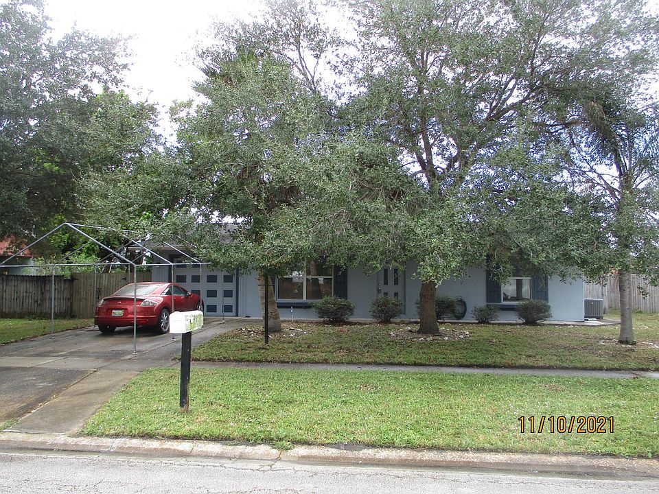 1st image of 382 NE Surrey St