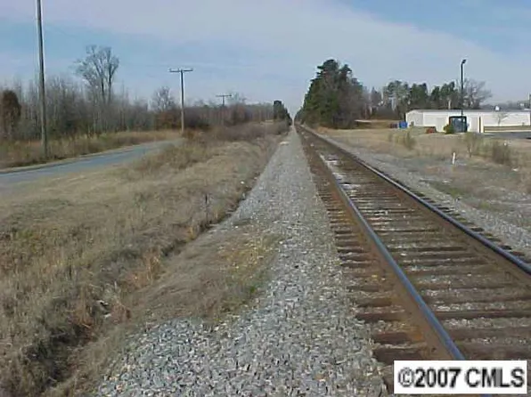 2018 Goldmine Rd, Monroe, NC 28110