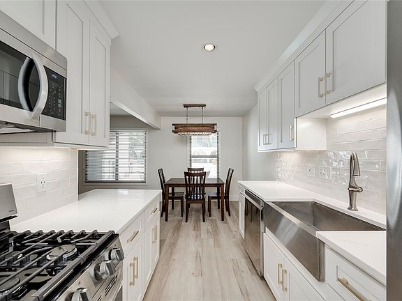 4th image of 505 W 7th St APT 102
