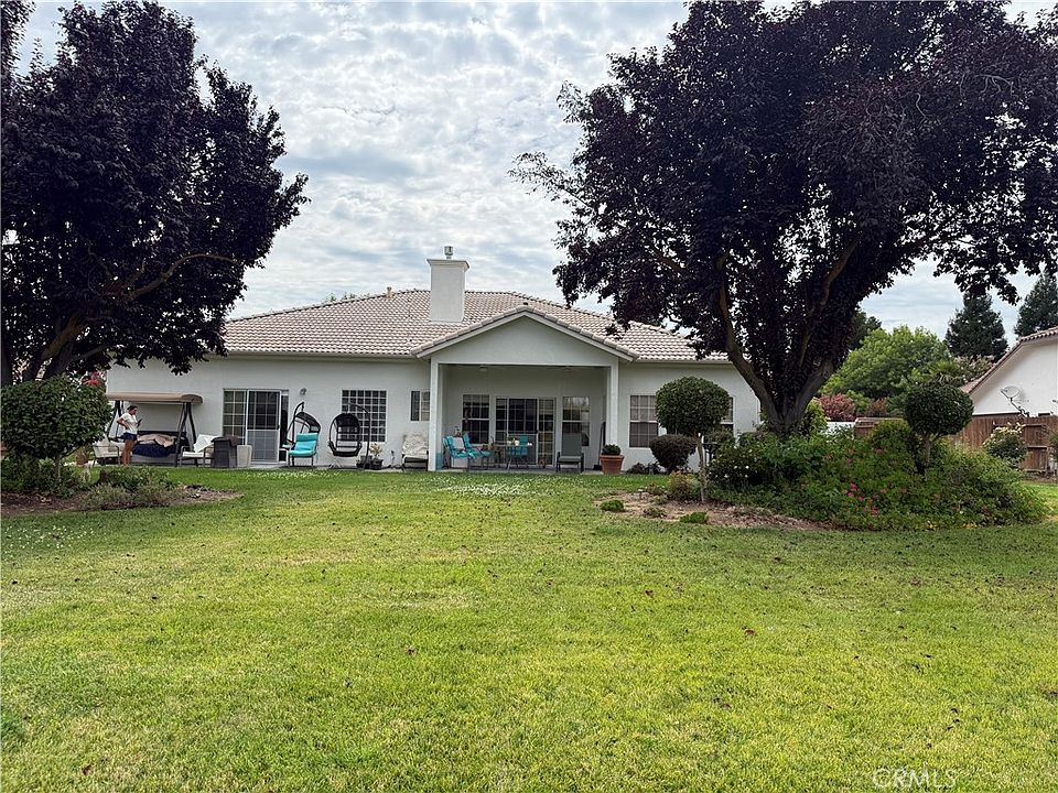 2nd image of 6643 Desert Springs St