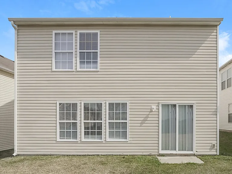 822 Littleton Dr — Photo 17
