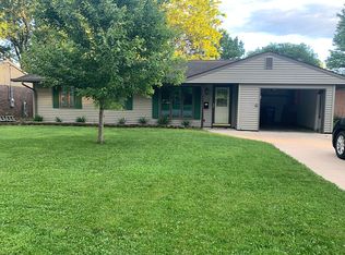 408 Marclare St, Dixon, IL 61021