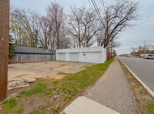 4082 W Houghton Lake Dr, Houghton Lake, MI 48629