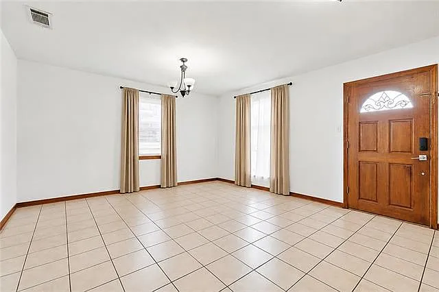 3 bed, 2.0 bath, 1776 sqft, $1,750 — Photo 4