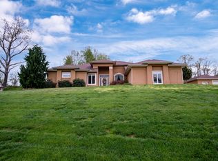 35 Maple Grove Way, Heidrick, KY 40949