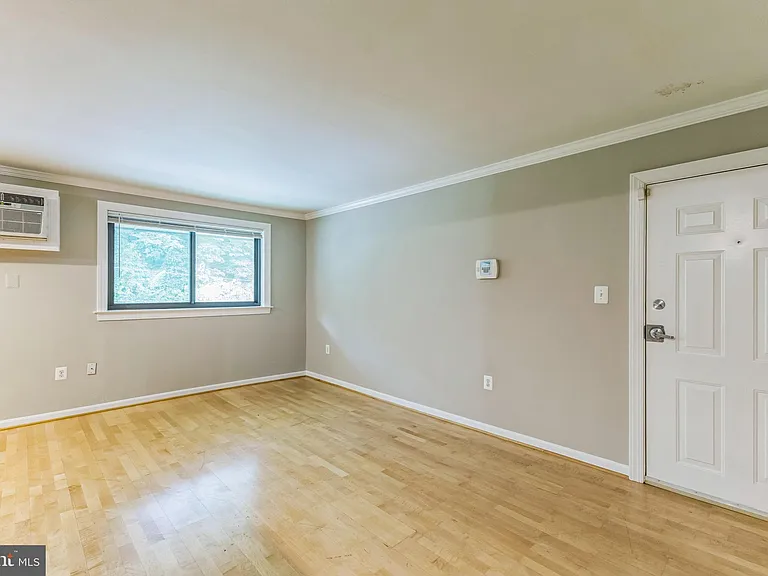 3105 Naylor Rd SE #304 — Photo 13