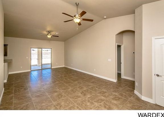 5th image of 2063 E Sandtrap Ln