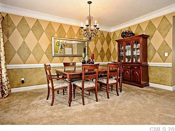 4th image of 7534 Brookwood Valley Ln