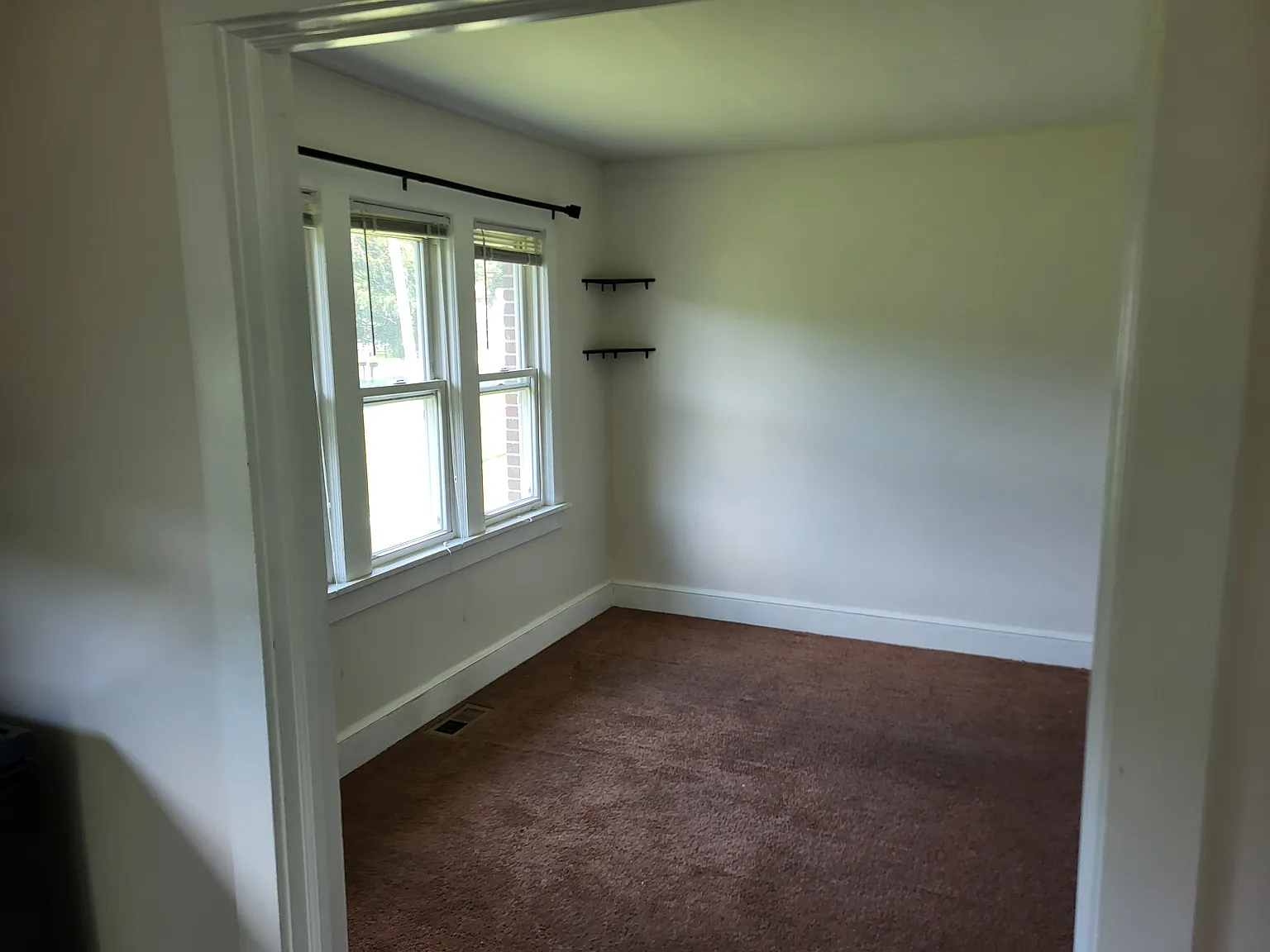 106 Lake Rd — Photo 1