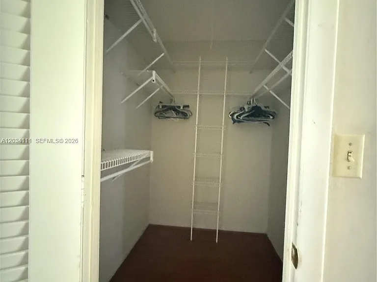 2200 Park Ln #105 — Photo 15