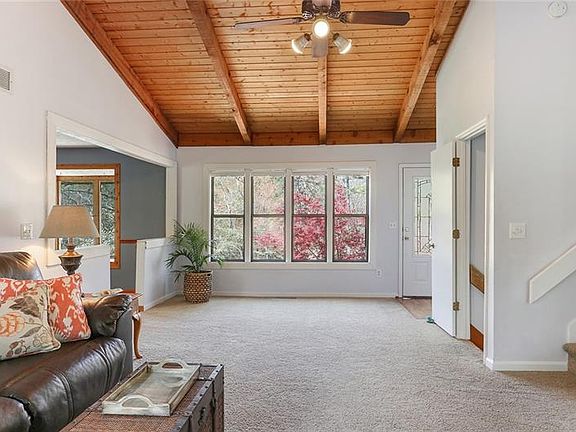 4th image of 2258 Ravenwood Trl