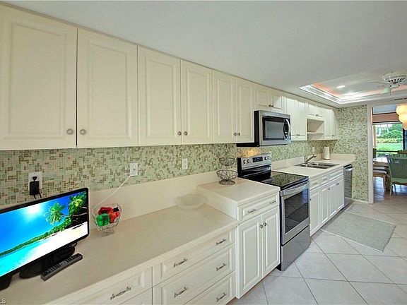 4th image of 4511 Windjammer Ln