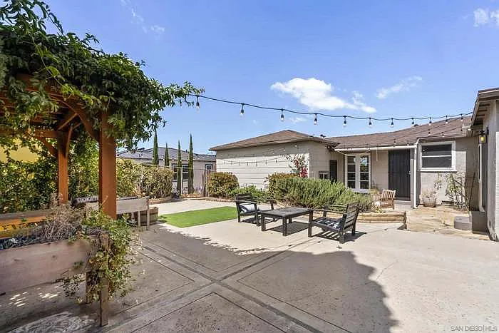 5527 Encina Dr — Photo 13