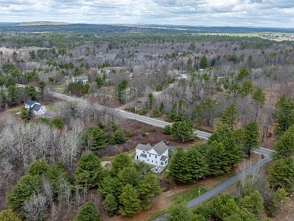 3rd image of 285 Pownal Road