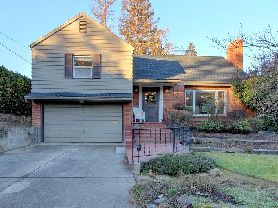 2nd image of 2011 Westerlund Dr