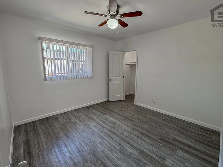 1346 E Willetta St — Photo 53
