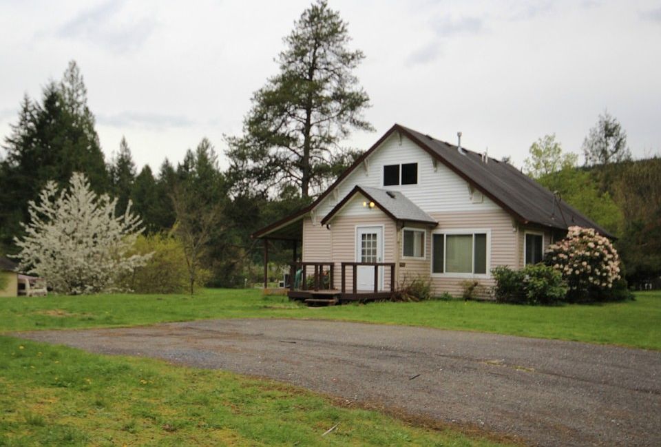 1st image of 44621 SE 70th St
