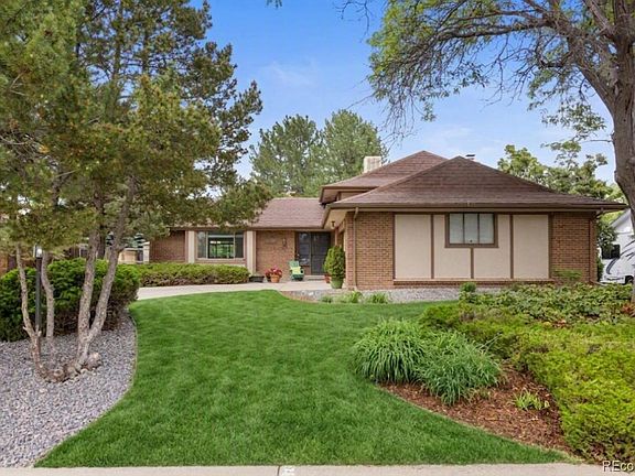 2nd image of 1055 E 16th Avenue