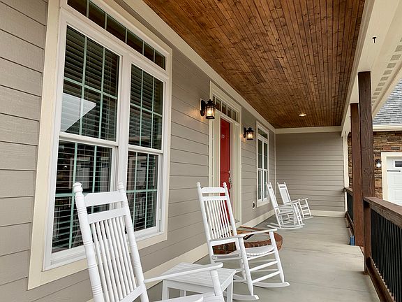 5th image of 172 Creek Side Ct