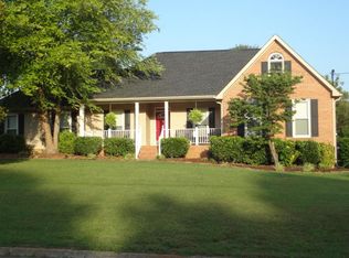 439 Dairy Ln, Lenoir City, TN 37772