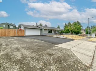 18340 SE Langensand Rd, Sandy, OR 97055
