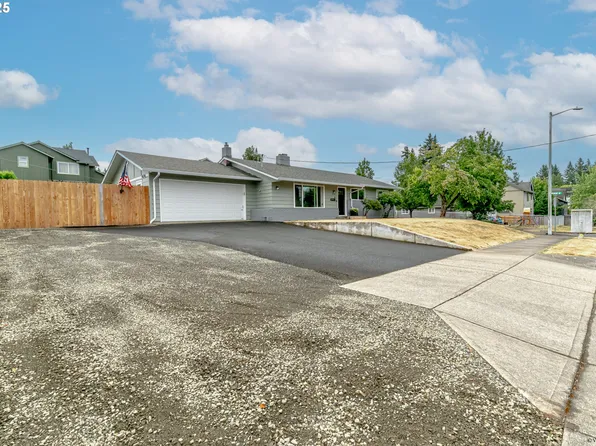 18340 SE Langensand Rd, Sandy, OR 97055