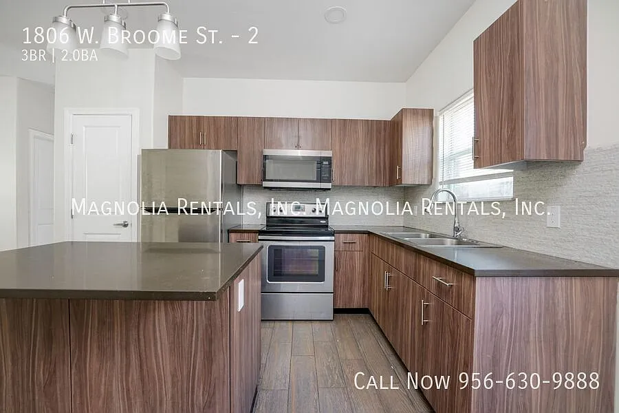 1st Month Free with 13 Month Lease — Photo 4