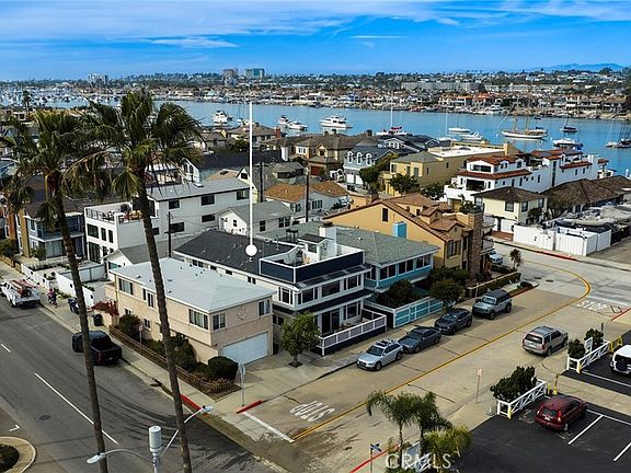 3rd image of 203 8th St