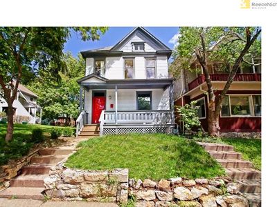 2923 Holmes St, Kansas City, MO, 64109