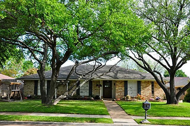 1st image of 2405 Mollimar Dr