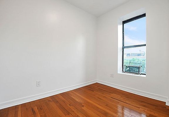5th image of 501 W 167th St #19