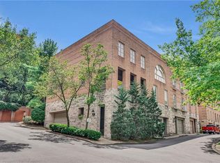 122 N Woodland Rd, Pittsburgh, PA 15232