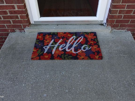 4th image of 6714 Fenske Ln
