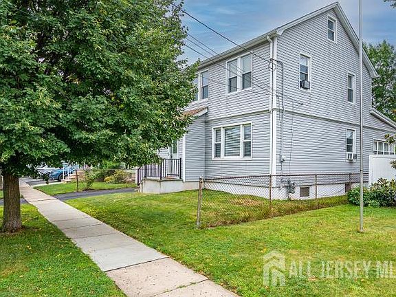 2nd image of 317 Ainsworth St