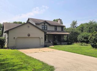 10790 Salisbury Rd, Pleasant Plains, IL 62677