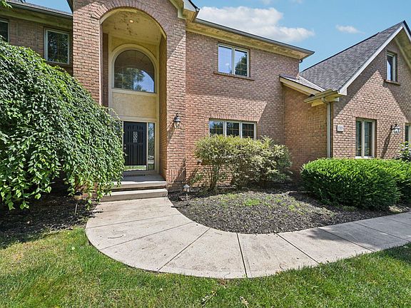 4th image of 1318 Retreat Ln